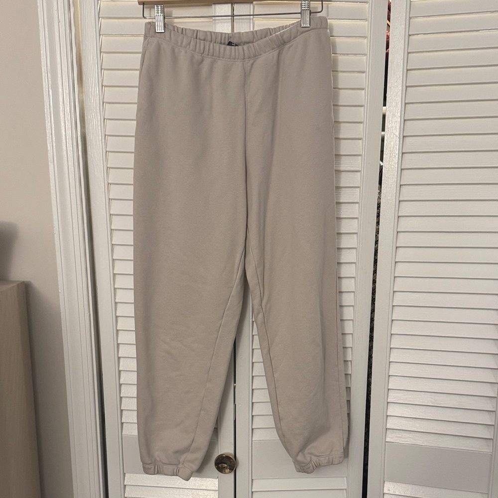 Vuori Off White Sweatpants Joggers